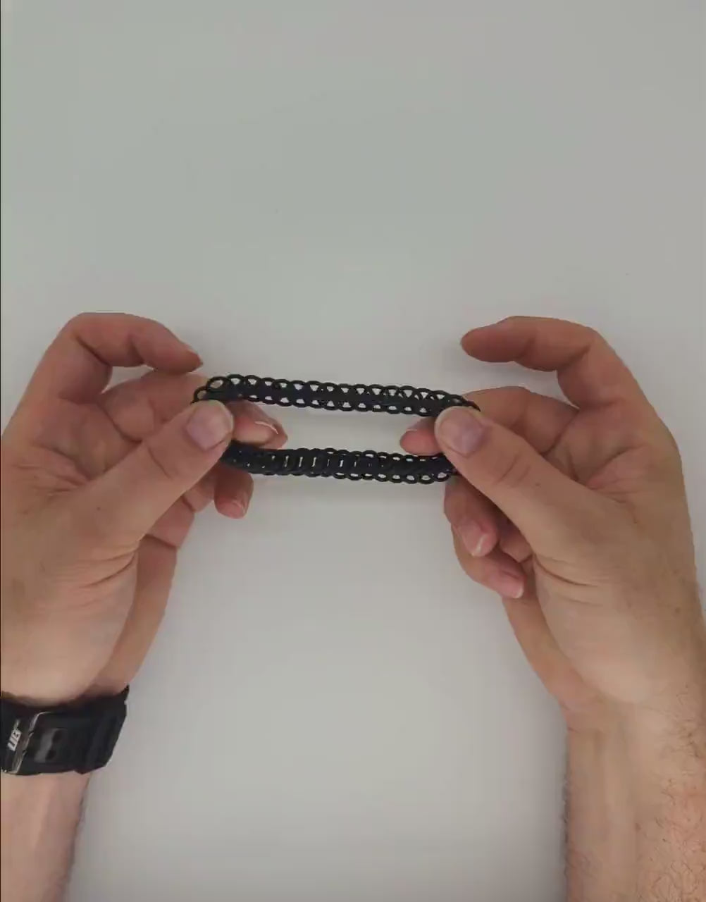 Elegant Everyday Interlocking Bracelet video